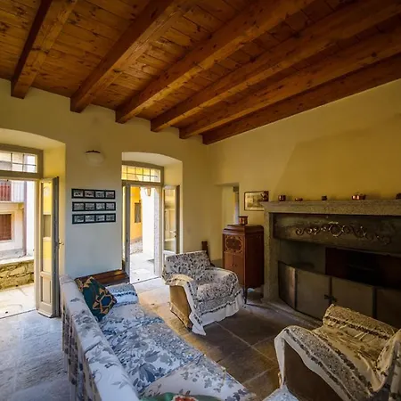 Villa Rosellina Bee