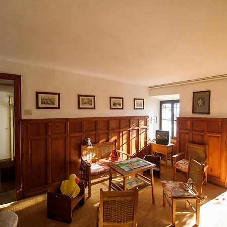 Villa Rosellina Bee